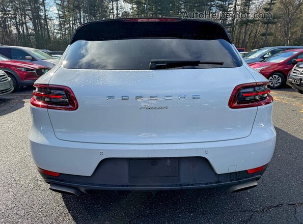 WP1AA2A52JLB21103 2018 PORSCHE MACAN White 