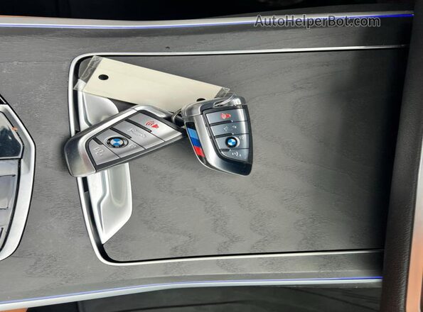 5UXCW2C06N9J79973 2022 BMW X7 Синий 