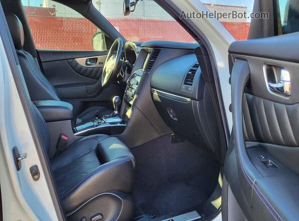 JN8CS1MW2HM411677 2017 INFINITI QX70 White 
