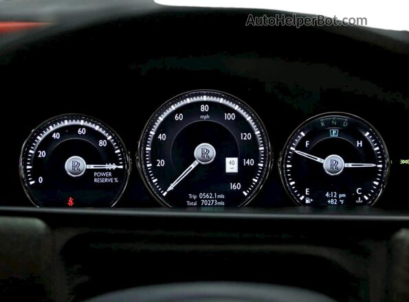 SLA689X52KU113931 2019 ROLLS-ROYCE CULLINAN Черный Вид щитка приборов