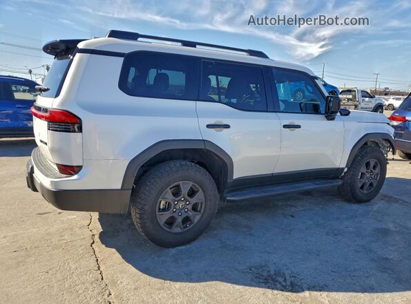 JTJTBCDX0R5030239 2024 LEXUS GX 550 PRE Белый Передняя правая четверть