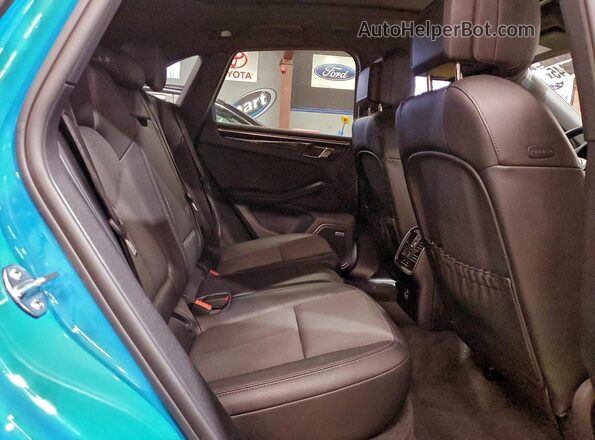 WP1AA2A53NLB01643 2022 PORSCHE MACAN Blue Vista del compartimento del motor