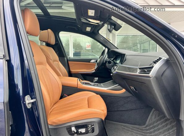 5UXCW2C06N9J79973 2022 BMW X7 Синий 