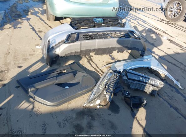 7FARS5H85SE024215 2025 HONDA CR-V HYBRID Silver 