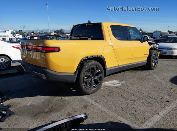 7FCTGAAA2PN019677 2023 RIVIAN R1T Yellow Rear right