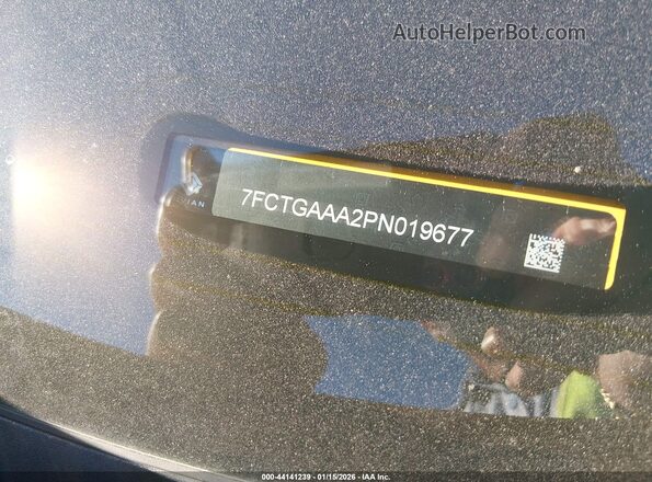 7FCTGAAA2PN019677 2023 RIVIAN R1T Yellow Engine compartment view