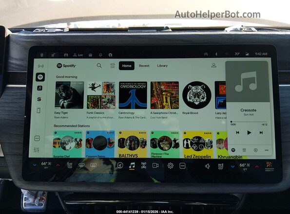 7FCTGAAA2PN019677 2023 RIVIAN R1T Yellow 