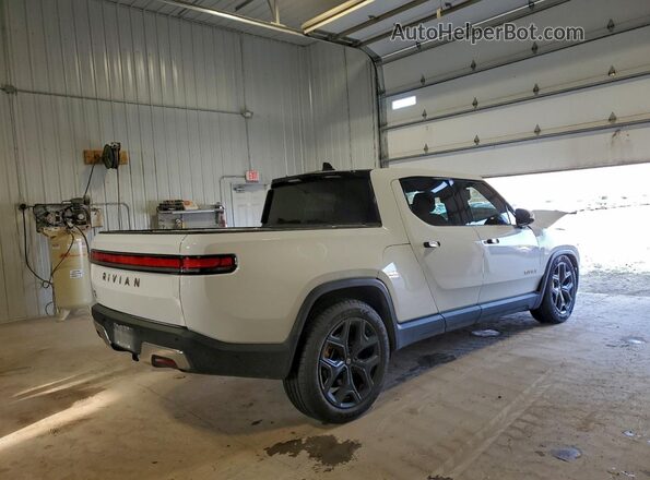 7FCTGAAL0NN002830 2022 RIVIAN R1T White უკანა მარჯვენა