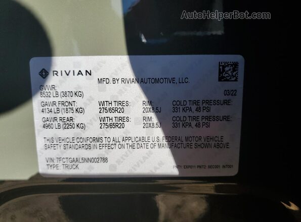 7FCTGAAL5NN002788 2022 RIVIAN R1T Green ძრავის განყოფილების ხედი