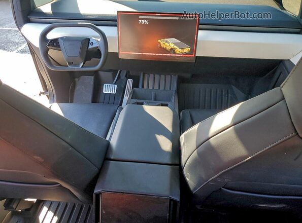 7G2CEHED6RA006581 2024 TESLA CYBERTRUCK Black Vista del salpicadero