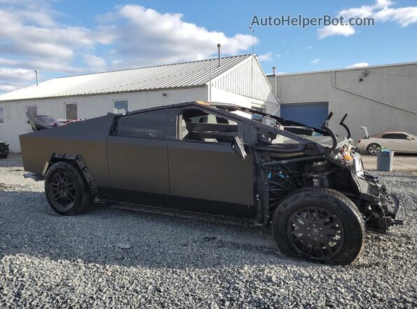 7G2CEHED6SA067063 2025 TESLA CYBERTRUCK Black Передня права чверть