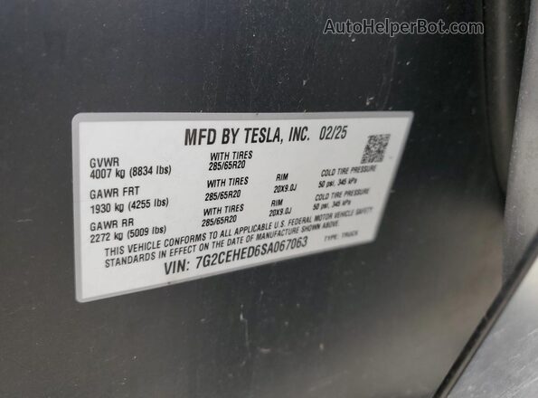 7G2CEHED6SA067063 2025 TESLA CYBERTRUCK Black Вид підкапотного простору