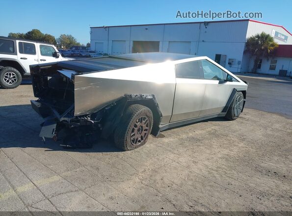 7G2CEHEDXRA035498 2024 TESLA CYBERTRUCK Серебряный Задняя правая четверть