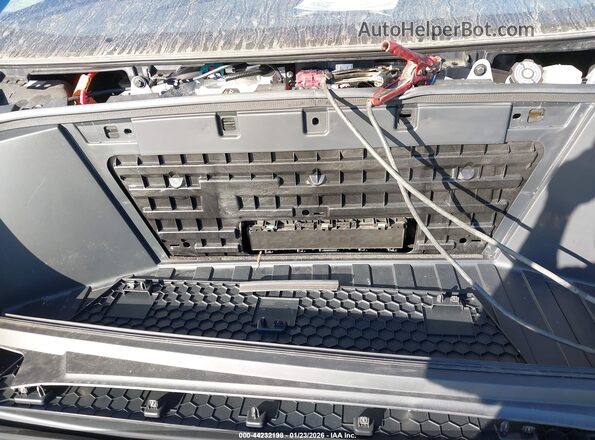 7G2CEHEDXRA035498 2024 TESLA CYBERTRUCK Серебряный Вид сзади