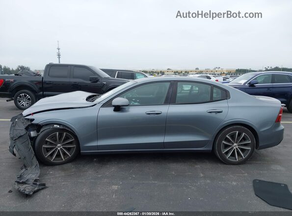 7JR102FK2MG093210 2021 VOLVO S60 Серый 