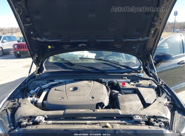 7JR102FK3LG047481 2020 VOLVO S60 Black Rear view