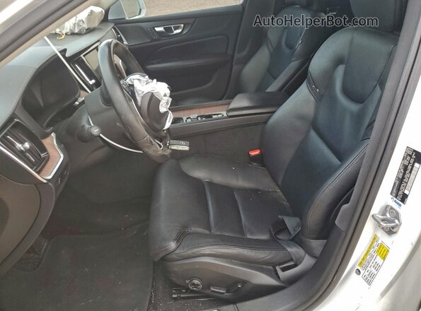 7JR102FL5LG038032 2020 VOLVO S60 White Вид салону спереду