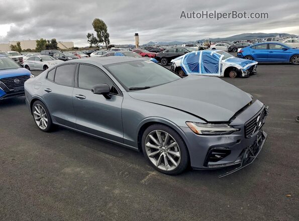 7JR102TZ2MG118172 2021 VOLVO S60 Gray Առջևի աջ