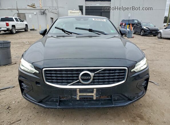 7JRA22TM7KG012814 2019 VOLVO S60 Black Вид спереду