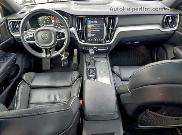 7JRA22TM7KG012814 2019 VOLVO S60 Black Вид панелі приладів