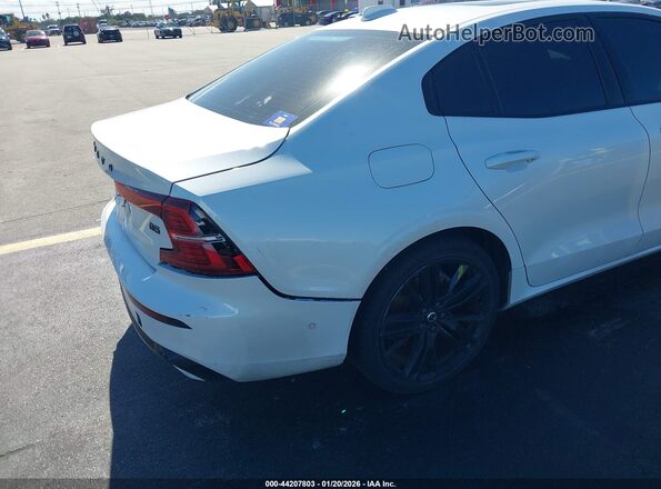 7JRL12FH5RG290339 2024 VOLVO S60 White Vista frontal