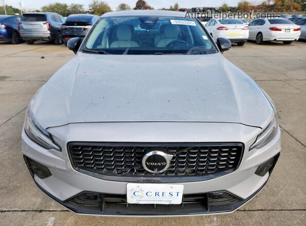 7JRL12FL1RG299253 2024 VOLVO S60 Silver Դիմացի տեսք