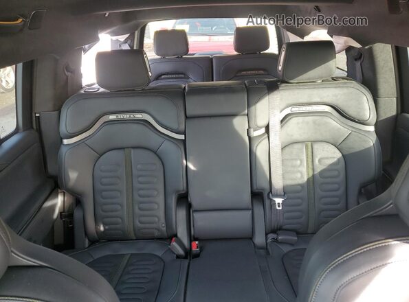 7PDSGABL3NN001843 2022 RIVIAN R1S Green Հետևի նստատեղերի տեսք