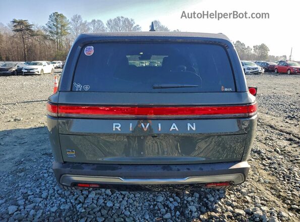 7PDSGABL9NN000938 2022 RIVIAN R1S Green Widok z tyłu