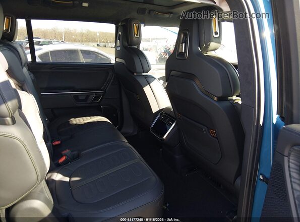 7PDSGBBA7RN036007 2024 RIVIAN R1S Blue Вид наклейки з VIN-кодом