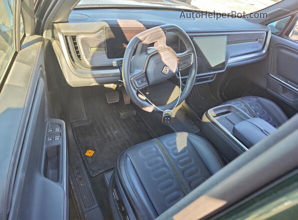 7PDSGBBAXSN057486 2025 RIVIAN R1S Green წინა პანელის ხედი