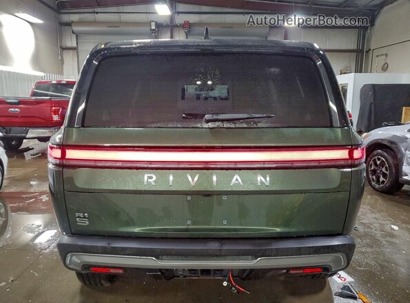 7PDSGFBA3TN084344 2026 RIVIAN R1S Green Widok z tyłu