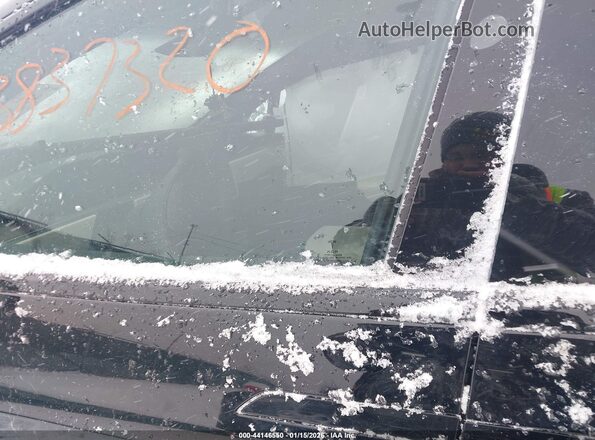 7SAXCBE55RF444675 2024 TESLA MODEL X Черный Вид задних сидений
