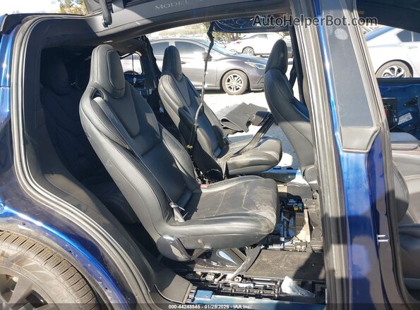 7SAXCBE57RF444161 2024 TESLA MODEL X Blue VIN կոդի պիտակի տեսք