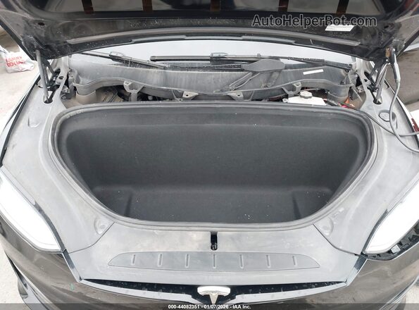 7SAXCBE5XPF375897 2023 TESLA MODEL X Черный Вид сзади