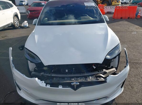 7SAXCDE5XSF465748 2025 TESLA MODEL X Белый Вид спереди