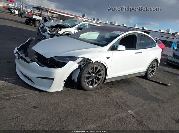 7SAXCDE5XSF465748 2025 TESLA MODEL X Белый Панорамный вид салона 360°