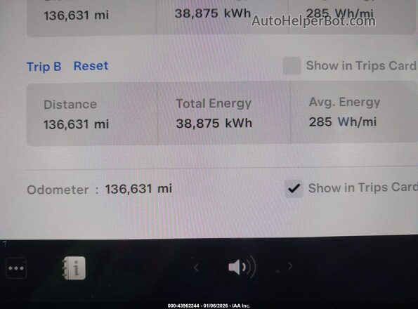 7SAYGAEE0NF573937 2022 TESLA MODEL Y Blue უკანა სავარძლების ხედი