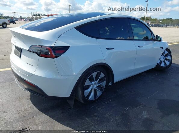 7SAYGAEE1PF789444 2023 TESLA MODEL Y Белый 