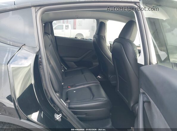7SAYGAEE6SF262458 2025 TESLA MODEL Y Черный Вид наклейки с VIN-кодом