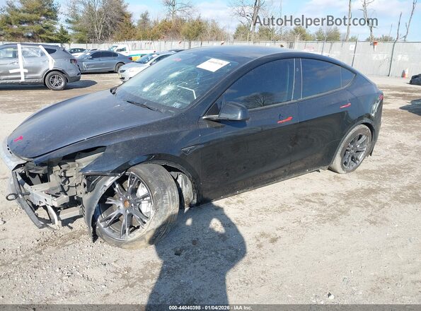 7SAYGAEE9SF265273 2025 TESLA MODEL Y Black Передня ліва чверть