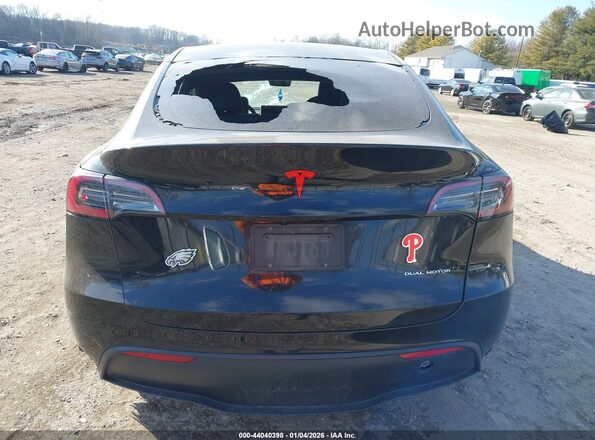 7SAYGAEE9SF265273 2025 TESLA MODEL Y Black 
