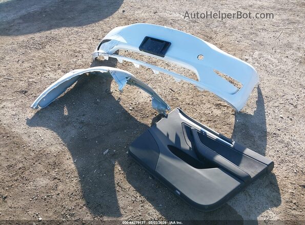 7SAYGDED1RA333873 2024 TESLA MODEL Y Белый Вид панели приборов
