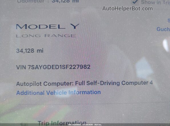 7SAYGDED1SF227982 2025 TESLA MODEL Y Синий Панорамный вид салона 360°