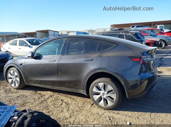 7SAYGDED2RF092750 2024 TESLA MODEL Y Черный 