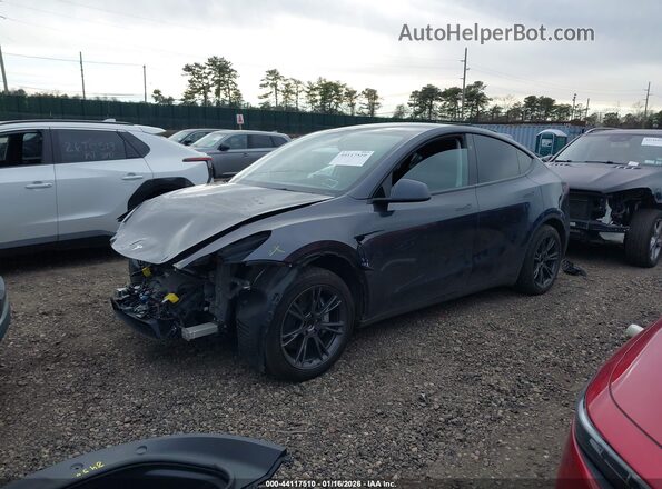7SAYGDED6SF243935 2025 TESLA MODEL Y Gray 