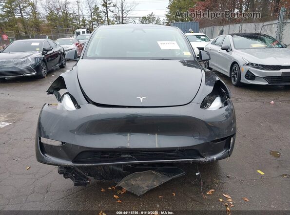 7SAYGDED8SA375060 2025 TESLA MODEL Y Black Вид задньої частини салону