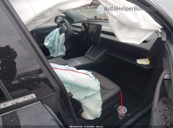 7SAYGDED9TA417432 2026 TESLA MODEL Y Navy Вид салона спереди