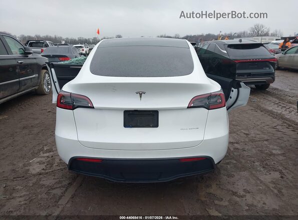 7SAYGDEE0PF807160 2023 TESLA MODEL Y White 