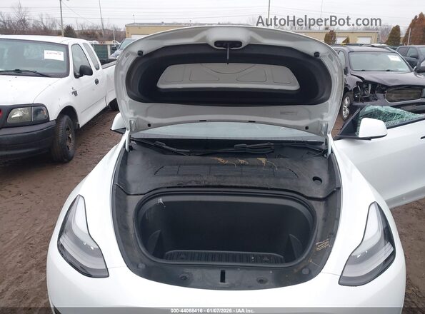7SAYGDEE0PF807160 2023 TESLA MODEL Y White Вид ззаду