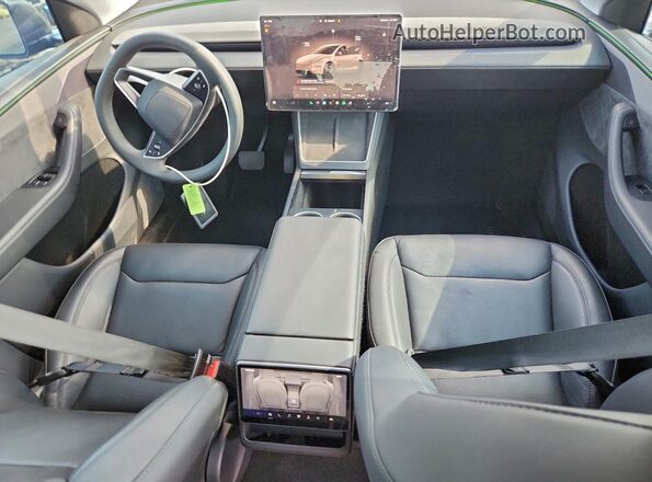 7SAYGDEE0TA443264 2026 TESLA MODEL Silver წინა პანელის ხედი